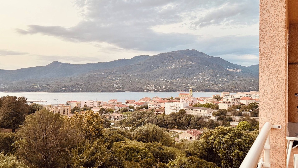 Propriano Apartment | Sea view, Propriano, beautiful Apartment T3 balcony, on the heights, spacious, quiet