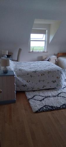 Carbed House | Sea view room.