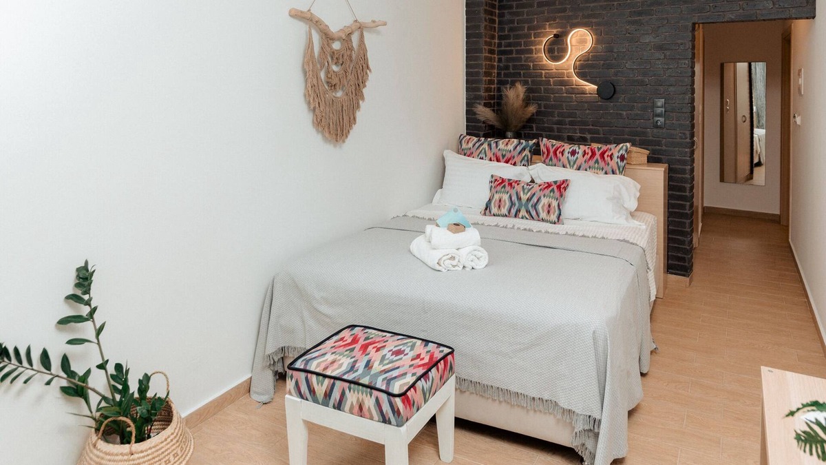 Nea Peramos House | Sea View Studio with a Barbecue area on the Terrace of the building & a Smart TV