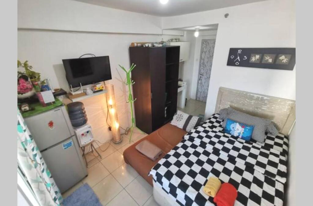 Pluit Apartment | Sea View Studio With 2 Beds Fast Wifi and Mall