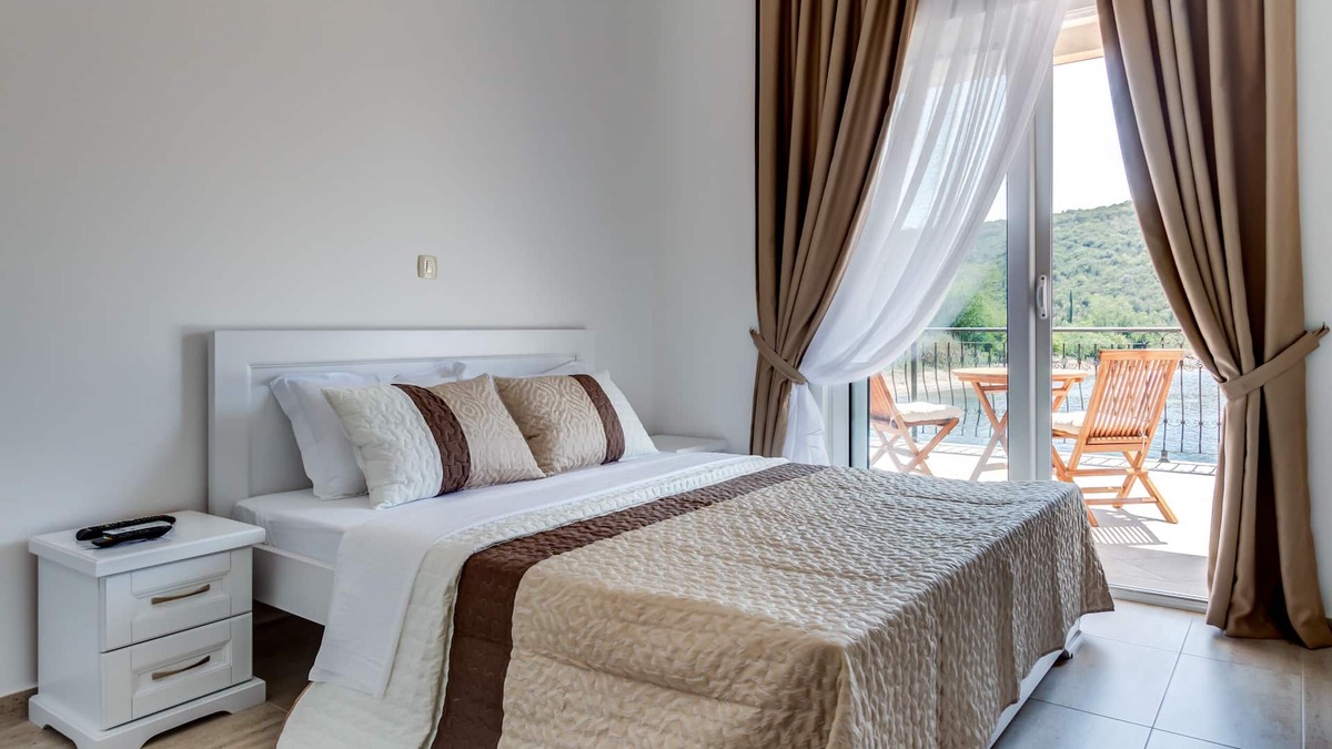 Bigovo Apartment | Sea View Studio With Terrace & Free Parking