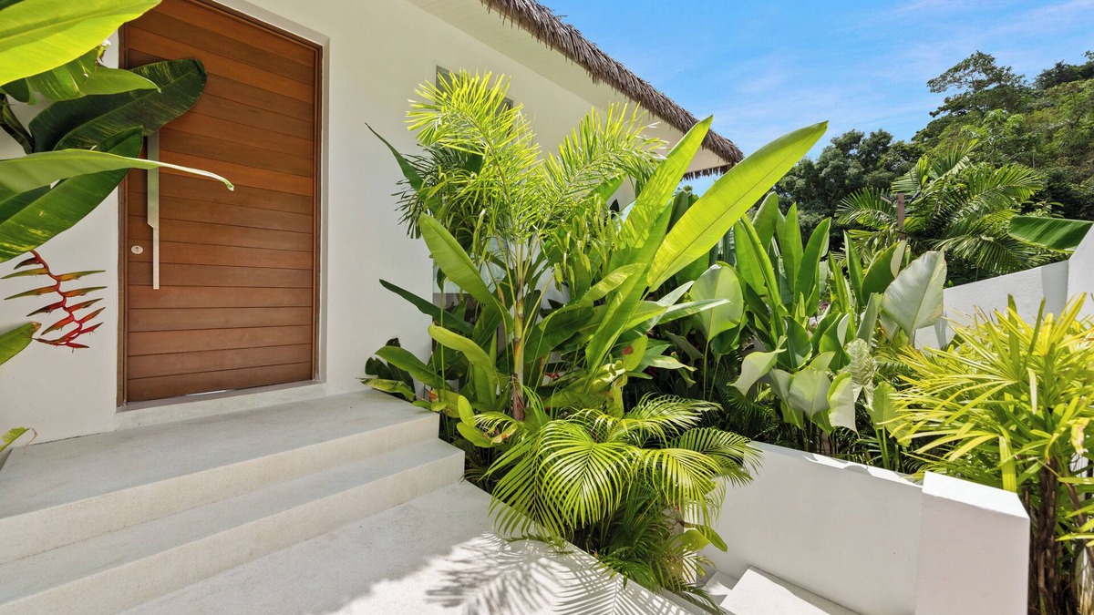 Makham Tia Villa | SEA VIEW VILLA WITH INFINITY POOL