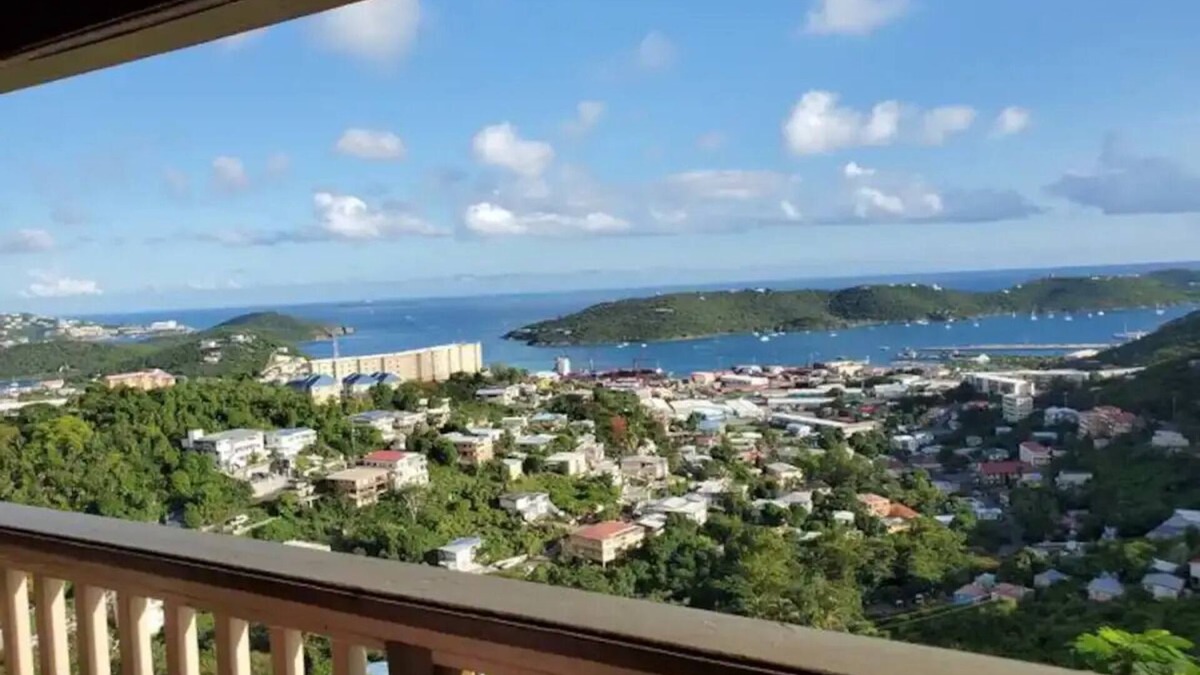 Estate Contant Apartment | Sea View One-Bedroom Apartment in St. Thomasnn