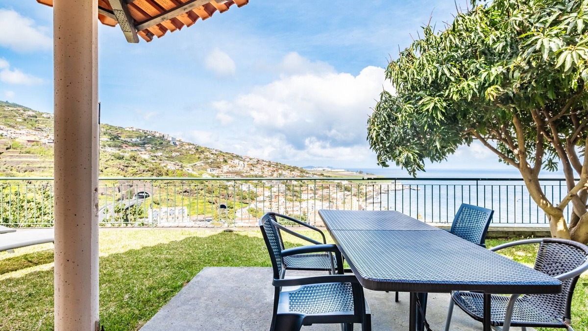 Santa Cruz Villa | Sea View Villa by Madeira Sun Travel