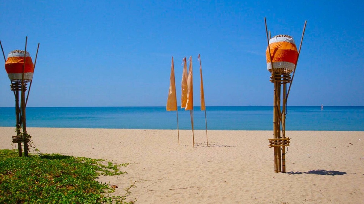 Ko Lanta Apartment | Sea view villa surrounded by rubber plantation and rainforest in a quiet setting