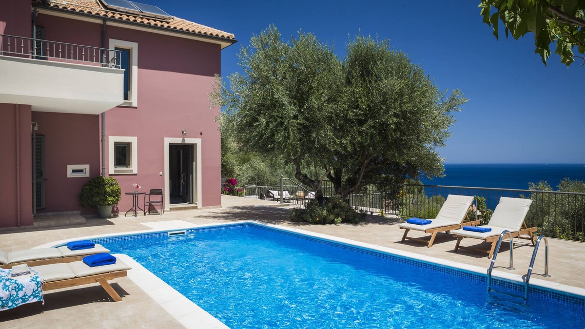 Agia Efimia Villa | Sea view Villa Thalassini Best location in Ag Efimia