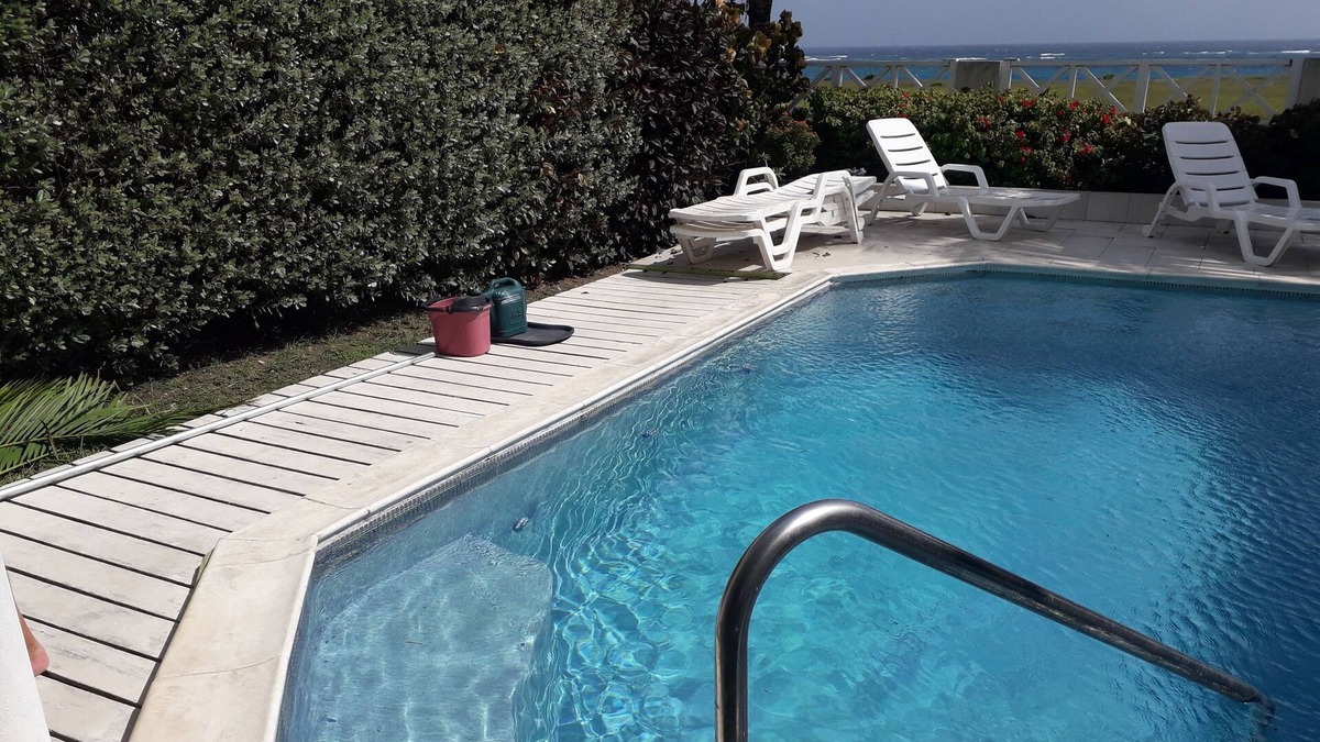 Bottom Bay House | Sea view with pool. Beautifully decorated throughout