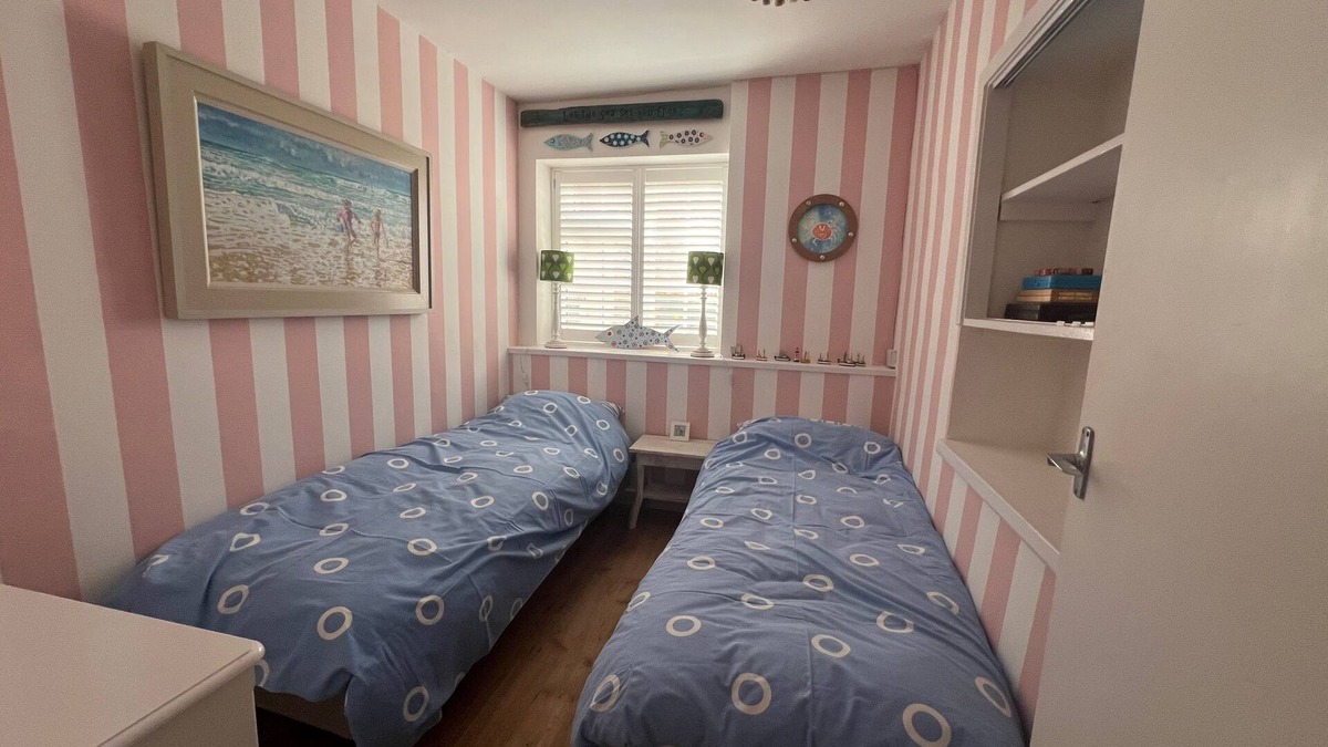 Seaview Apartment | Sea views at Quay Rocks