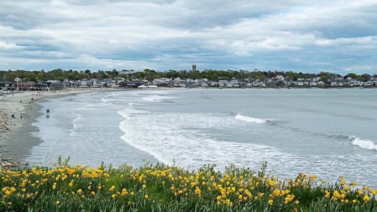 Newport East Hotel | Sea Whale Motel
