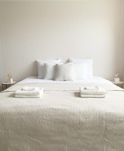 Den Burg Bed & Breakfast | Sea you soon
