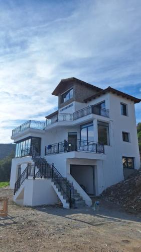Sarakiniko Villa | Seabreeze