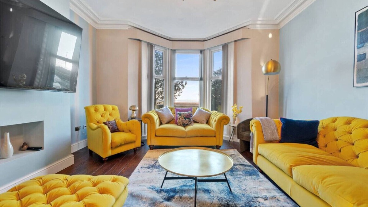 Morecambe House | Seabreeze Morecambe Breathtakingly Spacious Stay