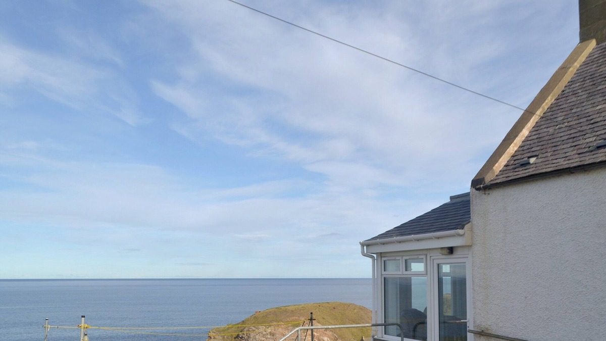 Buckie Cottage | Seabreezes - UK30690