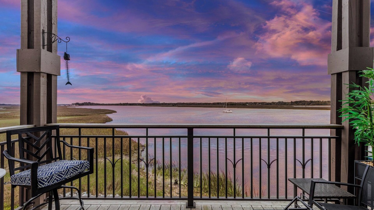 Bohicket Marina Village Villa | Seabrook Exclusives: 1967 Bohicket Marina