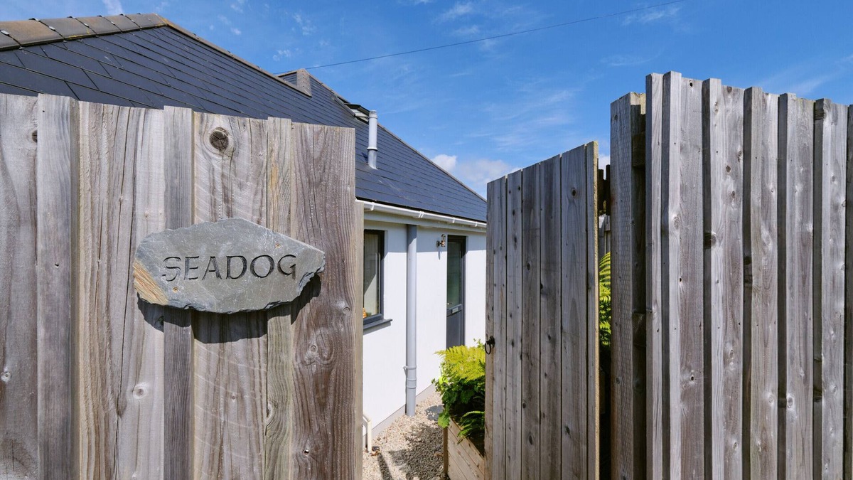 Porthleven House | Seadog