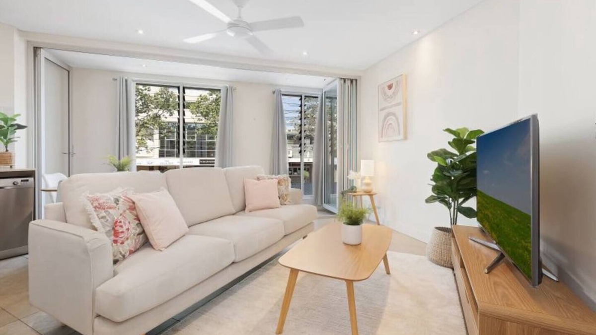 Seaforth Apartment | Seaforth Living - In The Heart Of the Village with Shops at Your Doorstep!