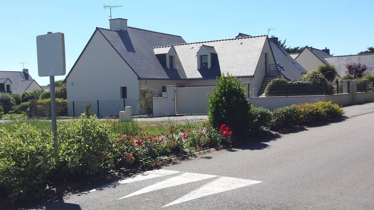Piriac-sur-Mer Apartment | seafront: 67 m2, enclosed garden, 3 keys label (Clévacances), pets allowed,