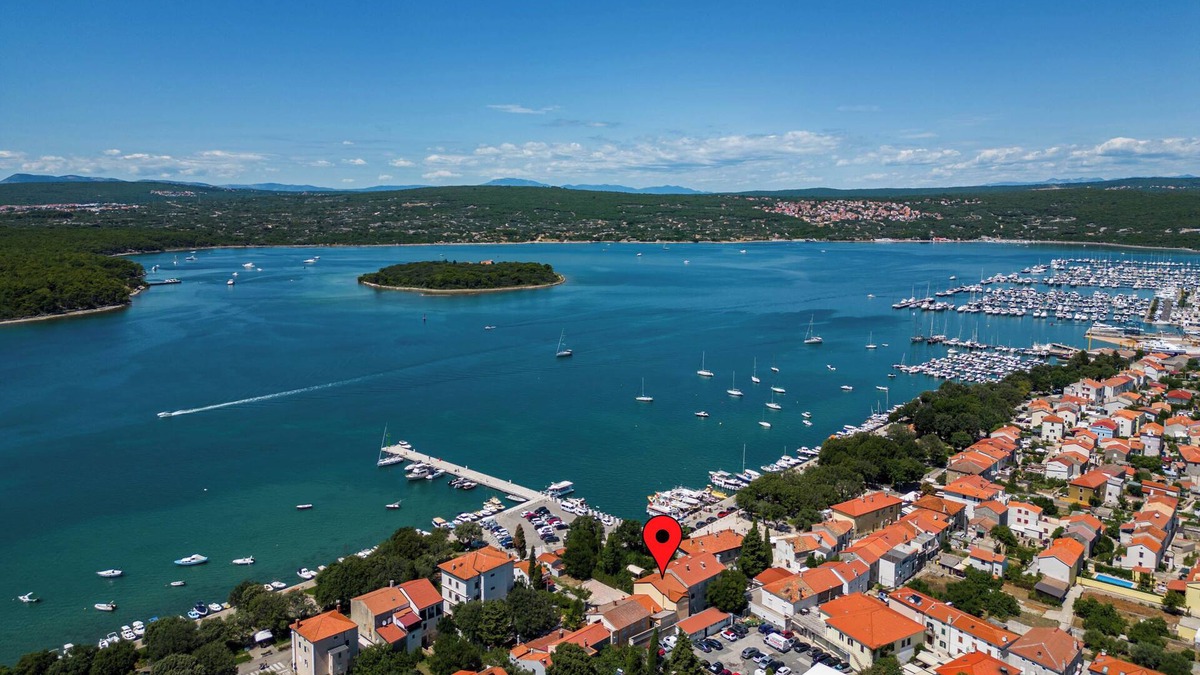 Punat Apartment | Seafront Apartment Nana 1, Punat, Croatia