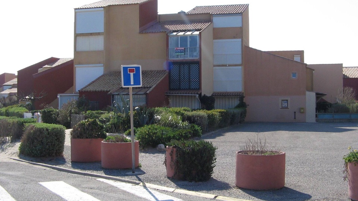 Narbonne-Plage Apartment | Seafront apartment rental with sea view