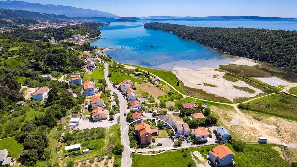 Suha Punta Apartment | Seafront Apt for Family Vacation - Neda Ruzmarin