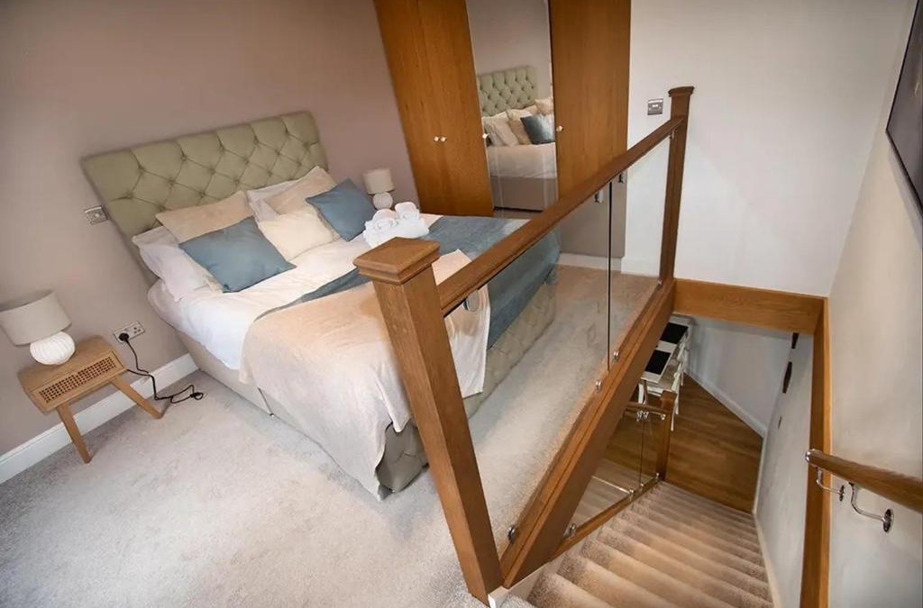 Penarth Apartment | Seafront Cottage - The Nook