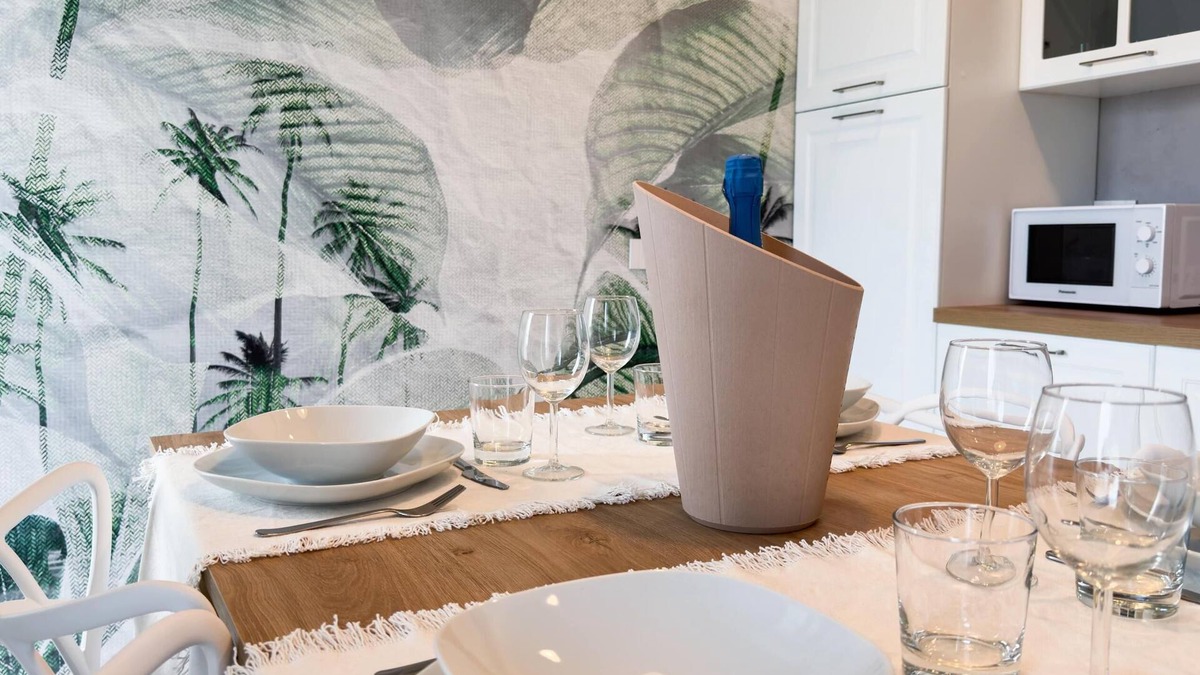 Chioggia Apartment | Seafront Modern Acquamarine Suite by Ca-sa Check