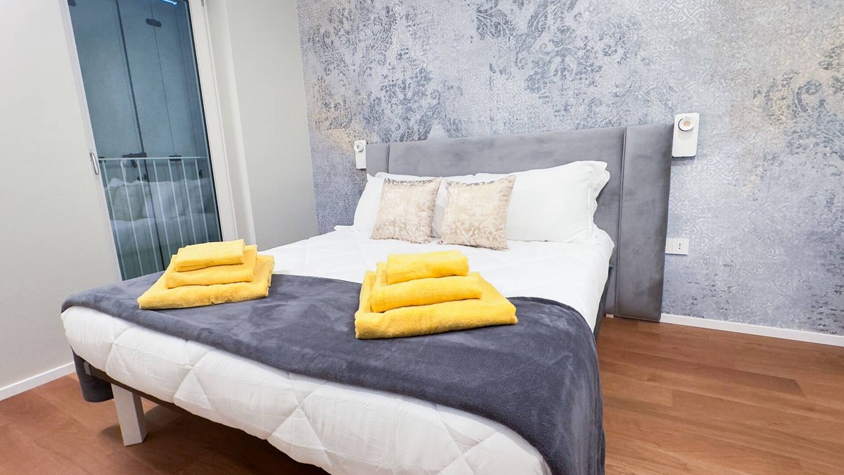 Chioggia Apartment | Seafront Modern Venice Suite by Ca-Sa Check