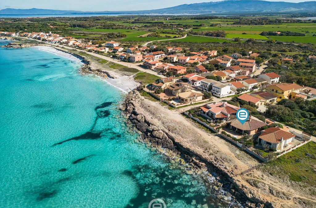 San Vero Milis Villa | Seafront Rustic Hideaway
