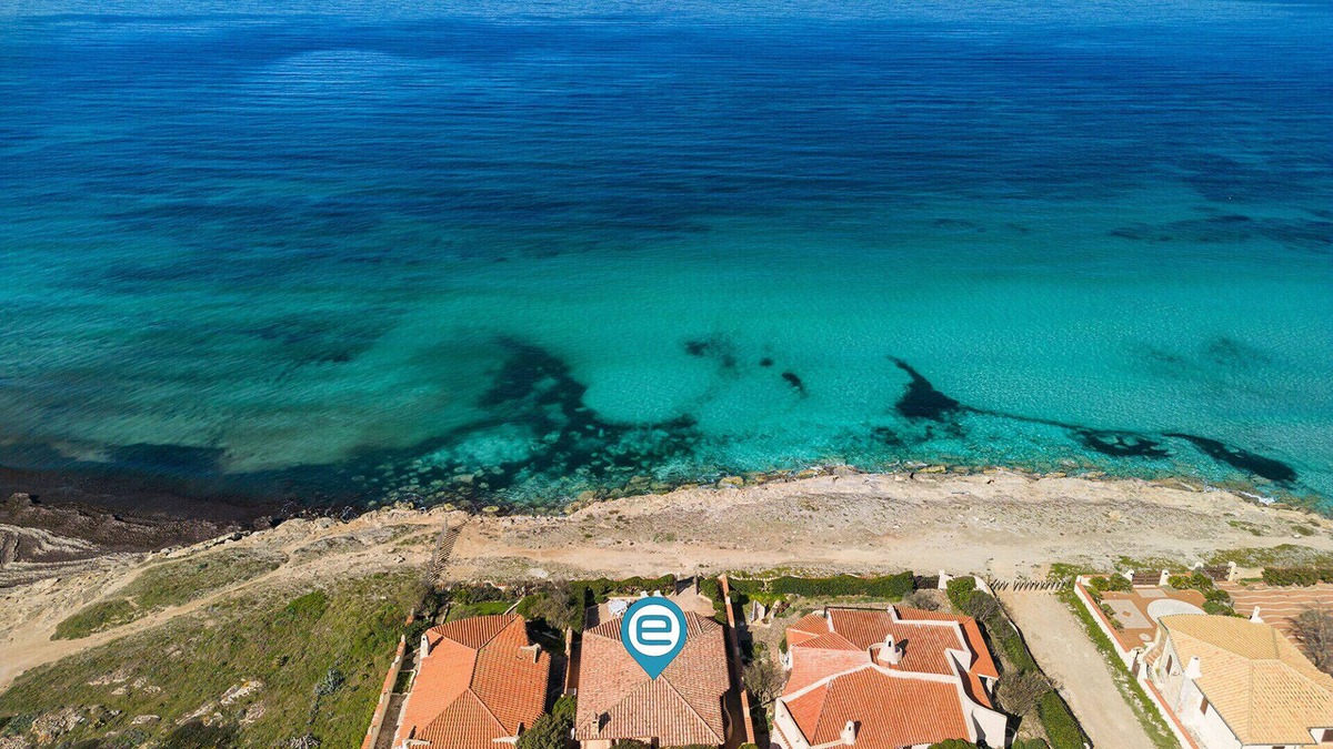 San Vero Milis Villa | Seafront Rustic Hideaway