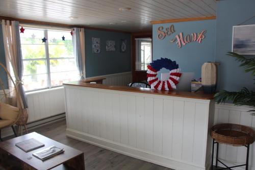 Chincoteague Hotel | Seahawk Motel