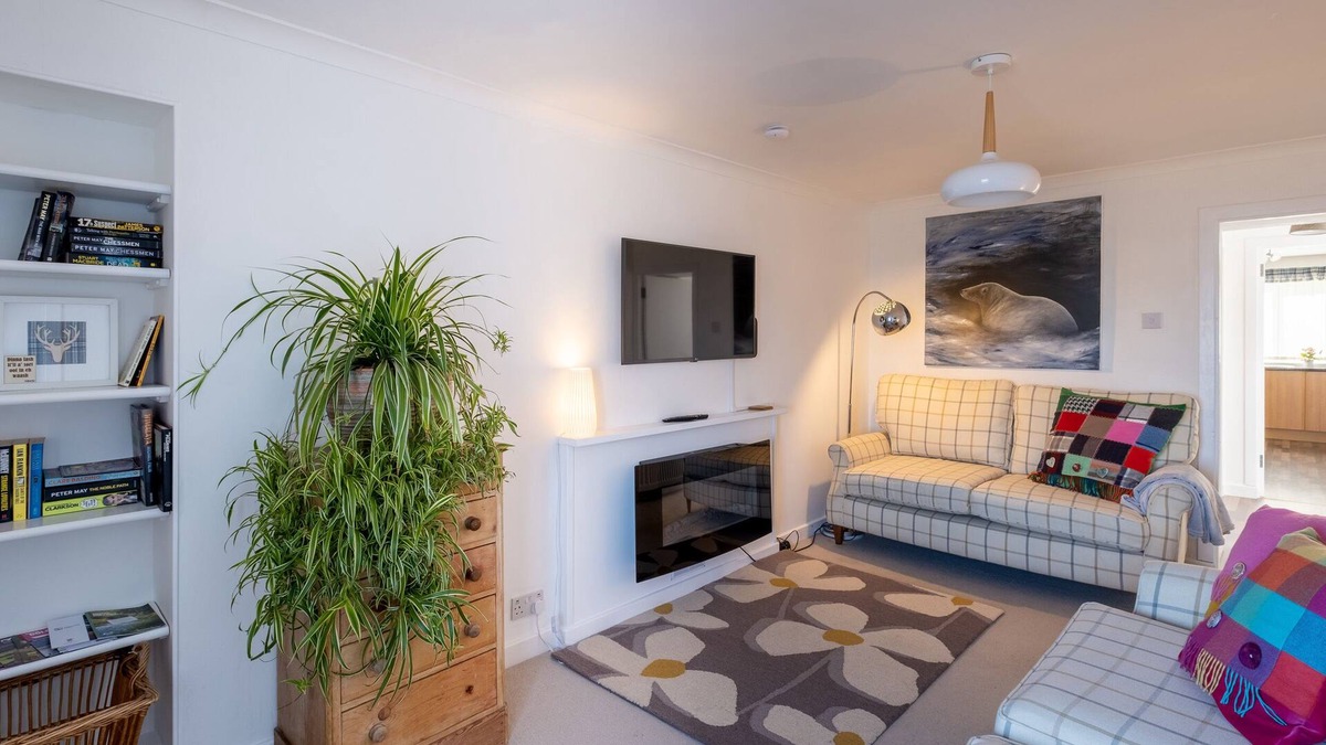 Buckie Cottage | SEAL VIEW, romantic, character holiday cottage in Portgordon