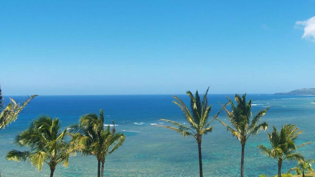 Princeville Villa | Sealodge H9 1 Bedroom Condo by RedAwning