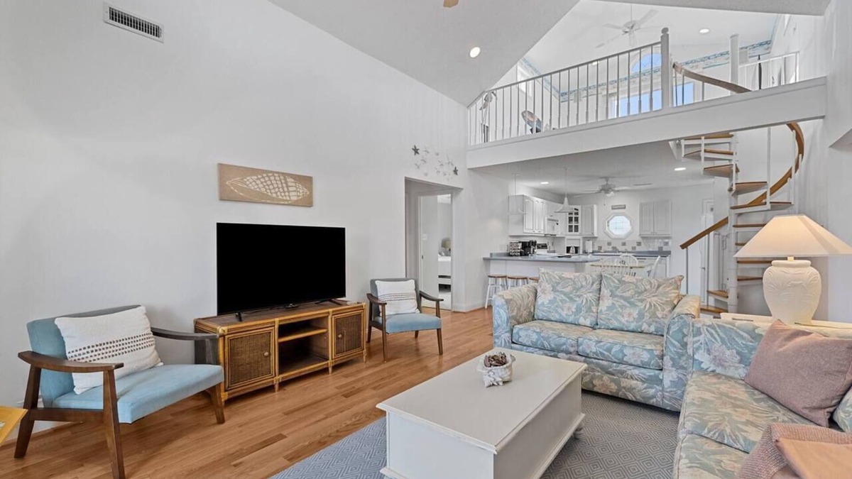 Topsail Beach House | Searenity! 3 BR w/bonus loft. Pet friendly.