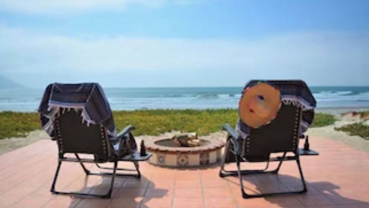 Lengueta Arenosa House | Searenity Keep an eye on kids. You: on patio with a refreshing beverage.