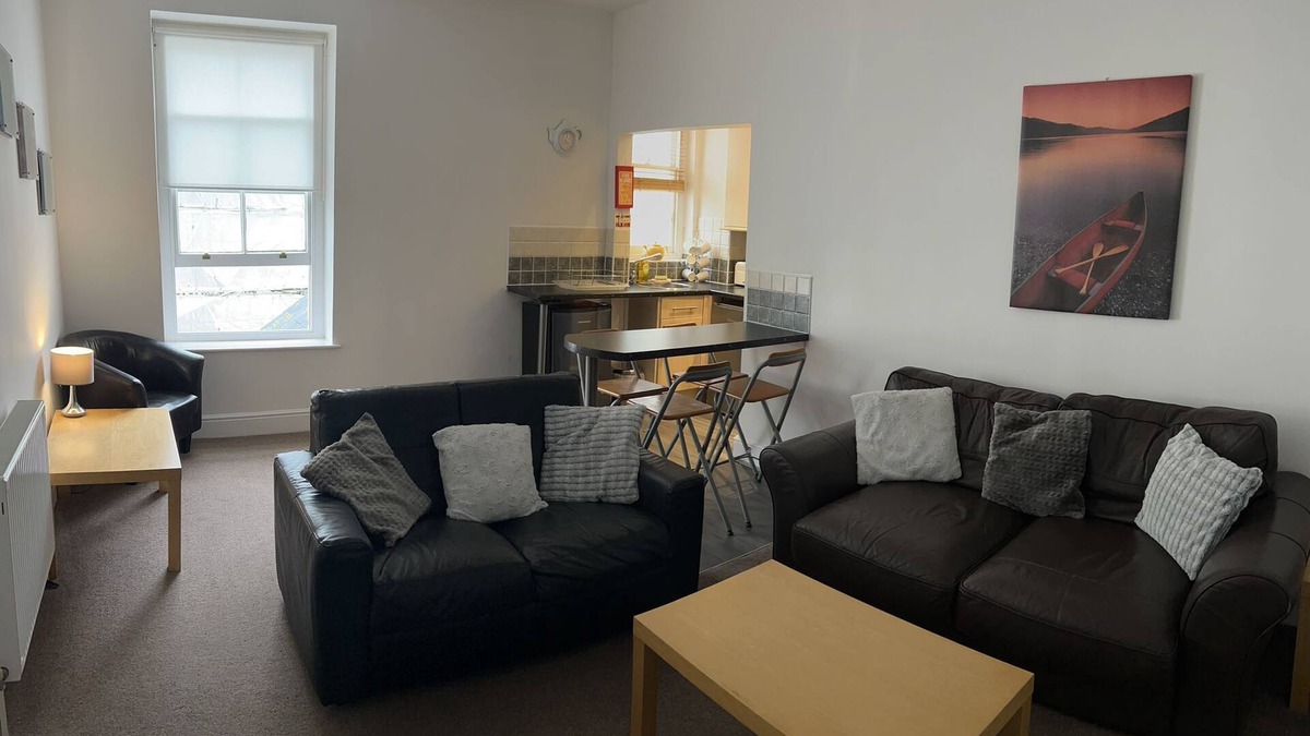 Hele Apartment | searock 6 lovely and contempory one bedroom apartment sleeps 4 max level walking