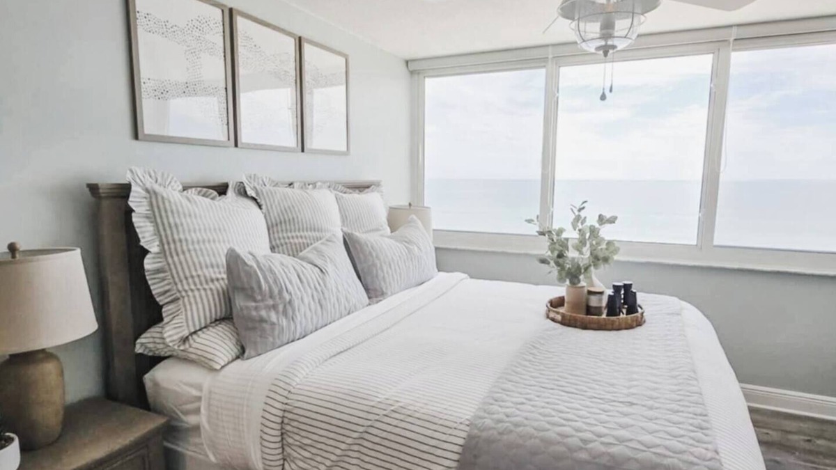 Ponce Inlet Condo | Seasalt Shores Oceanfront Condo - Heated Saltwater Pool Incredible Sunrises