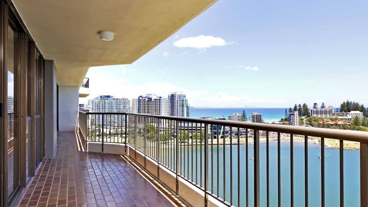 Tweed Heads Apartment | Seascape 1502 - Renovated & Stunning Views
