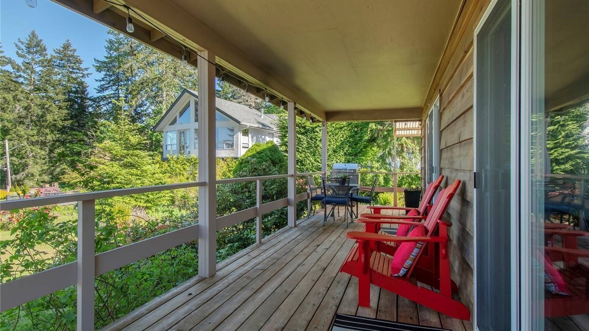 Sliammon Cottage | Seascape Cottage