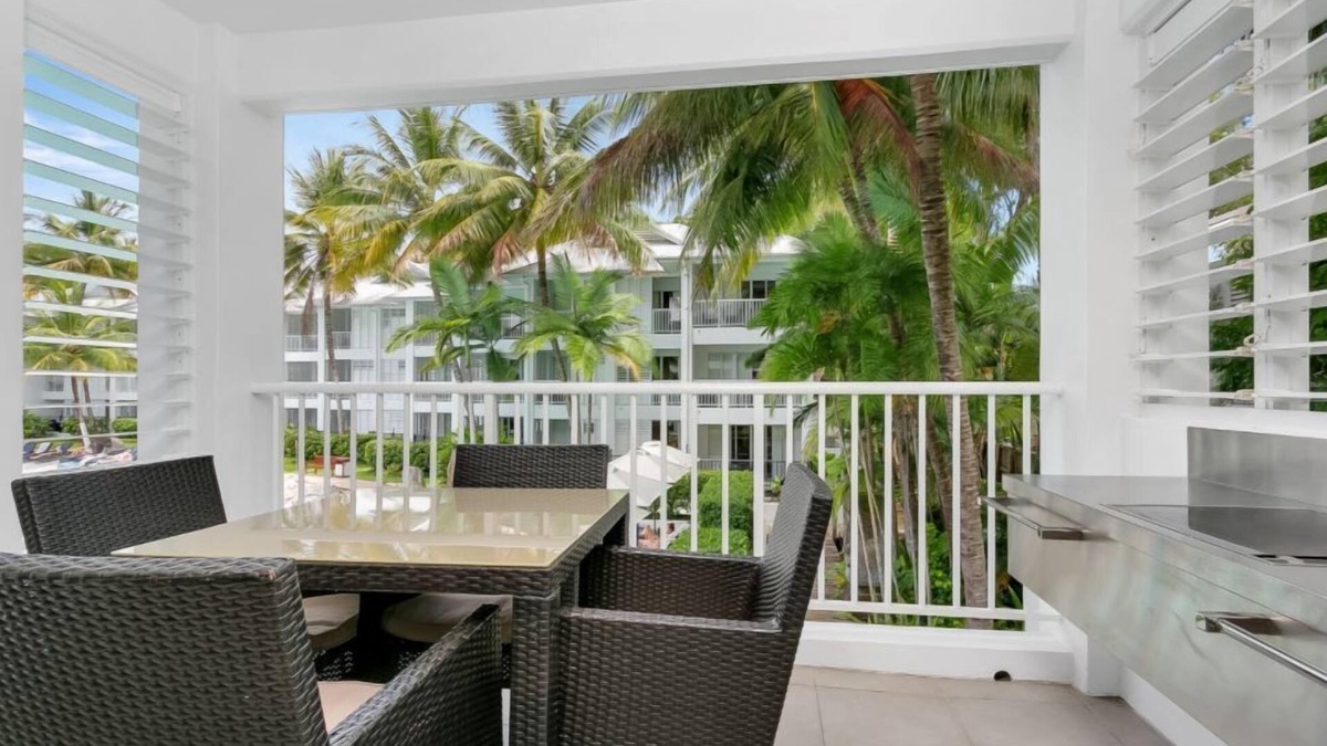 Port Douglas Apartment | Seascape Holidays at The Beach Club Apartment