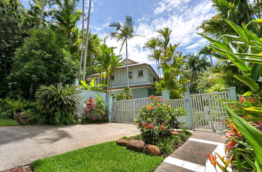 Port Douglas Villa | Seascape Holidays Villas on Murphy Street