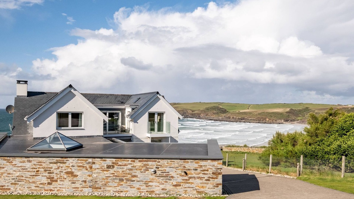 Trebetherick House | SEASCAPE, pet friendly, luxury holiday cottage, with pool in Polzeath