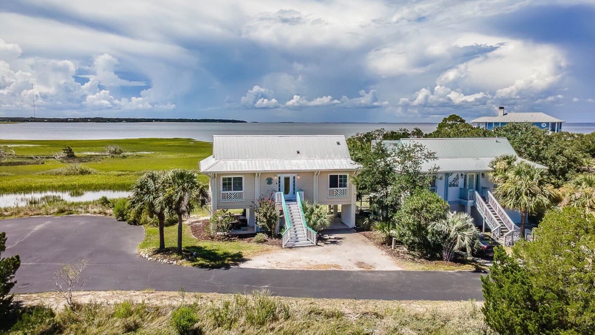 Oceanmarsh Subdivision House | Seaside Bungalow With Million Dollar Views