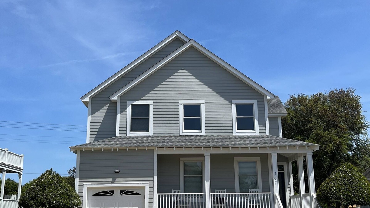 Corolla Cottage | Seaside Cottage OBX; 4 bedroom, 3 bath, private pool, hot tub, & pet friendly!