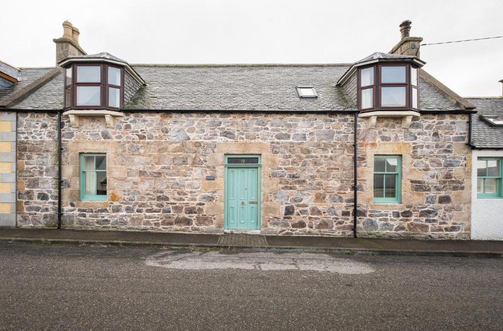 Buckie House | Seaside cottage on Moray coast