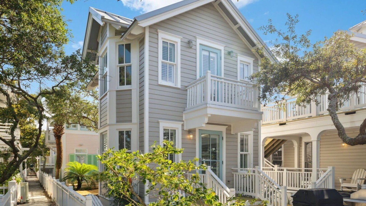 Seaside Cottage | SEASIDE - Fall Available! 1 BR Cottage 75 feet from beach access