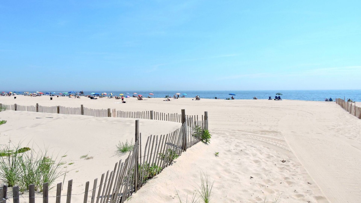 Point Pleasant Beach House | Seaside Family Retreat - 3 Min. Walk to Beach; badges included. Dog-friendly!