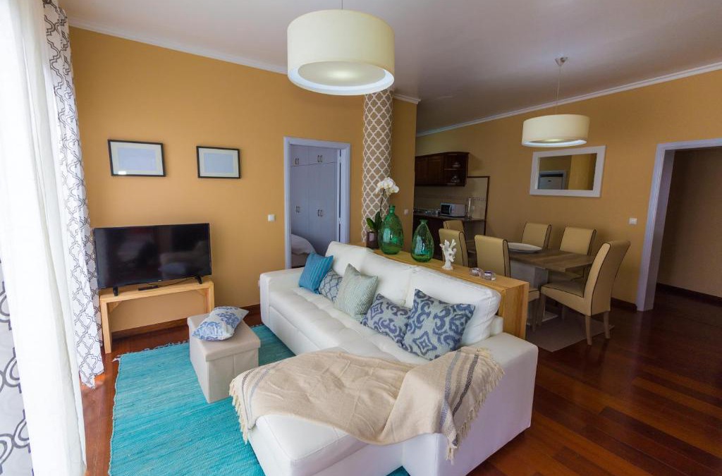 Ponta Delgada Apartment | SeaSide Family Apartment - Madeira Island