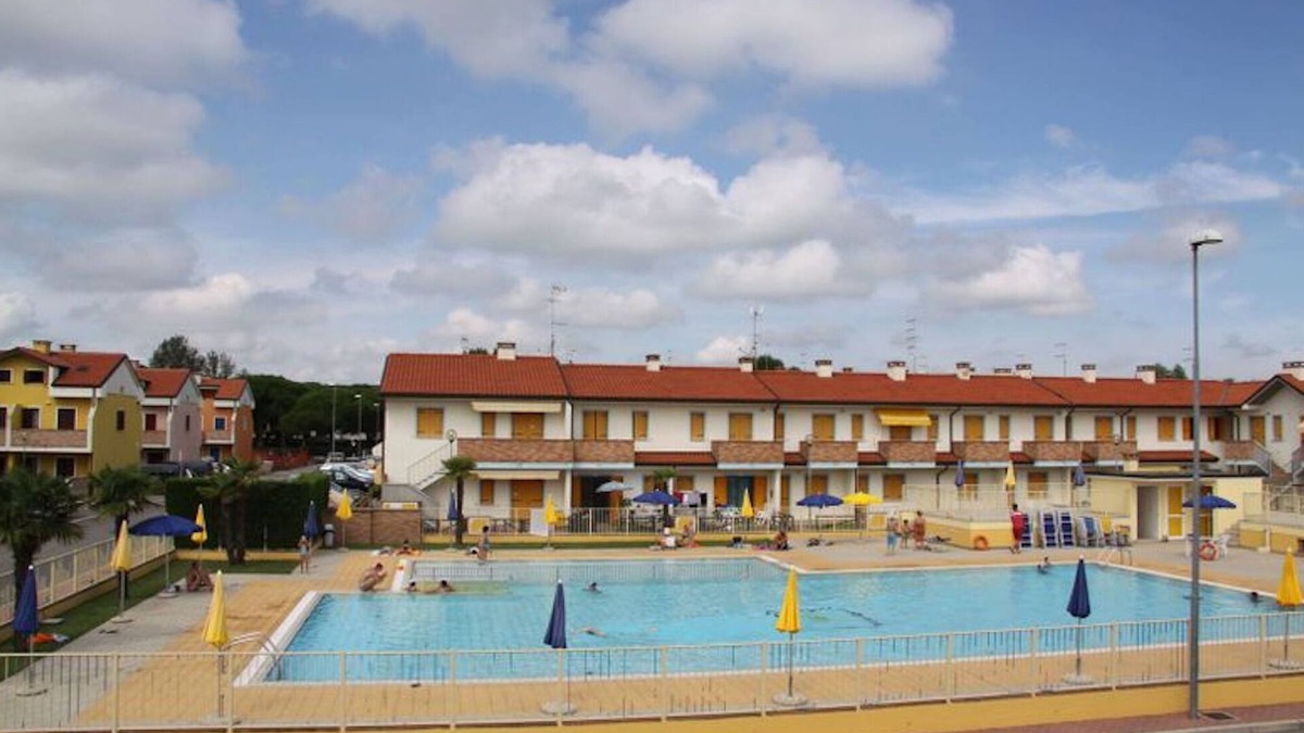 Rosapineta Apartment | Seaside family flat-Beahost
