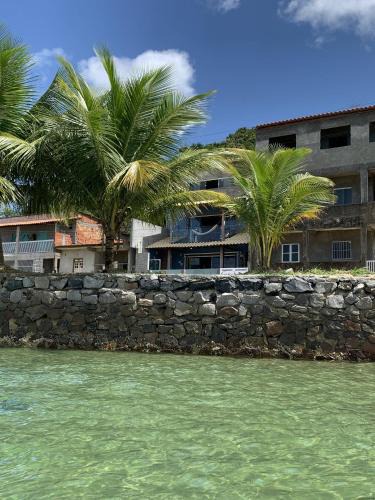 Madre de Deus House | Seaside Getaway Suite on Maria Guarda Island BAH078