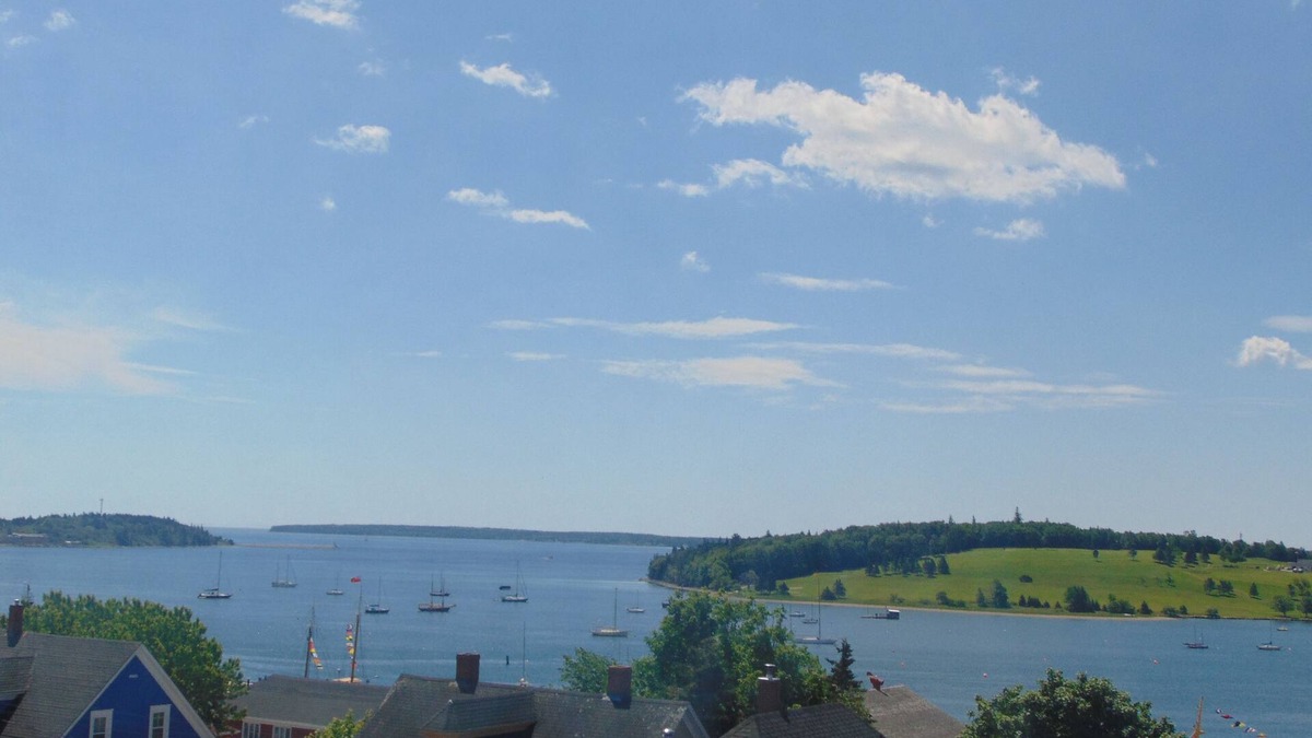 Lunenburg Waterfront Apartment | Seaside Harbour View Apartment